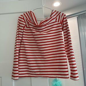 white and red stripes